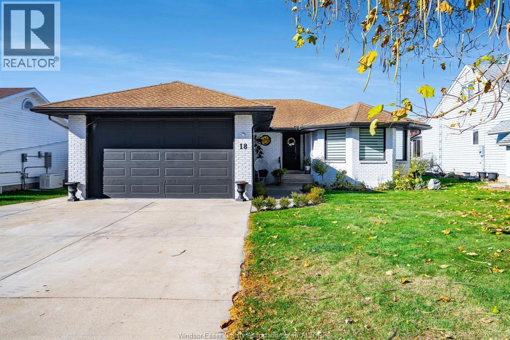 18 William Avenue Property Photo 1