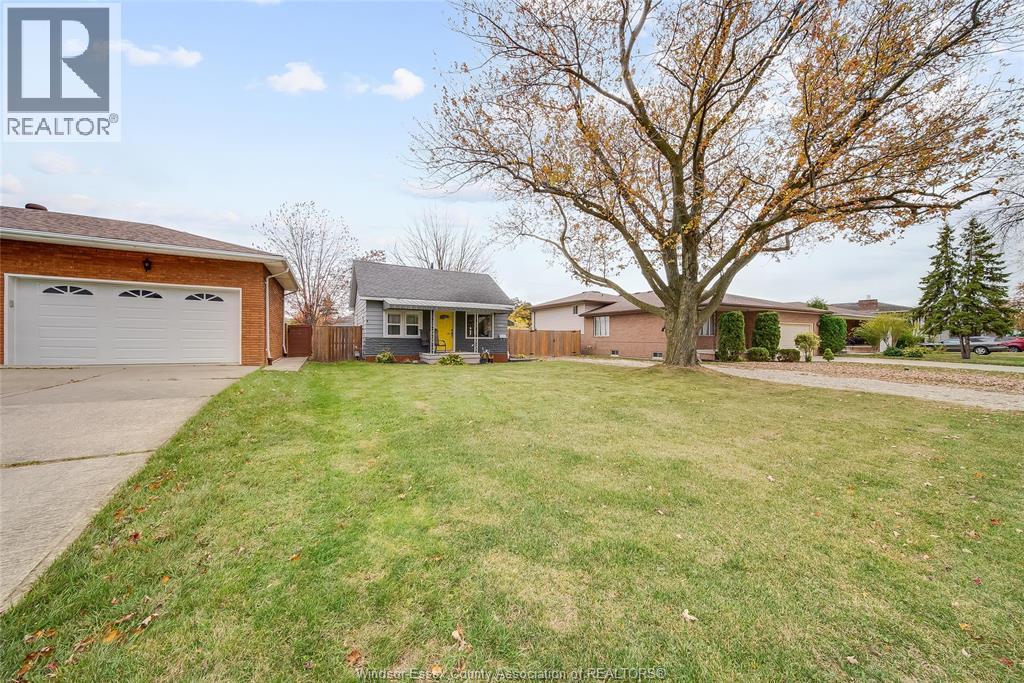 2906 Lloyd George Boulevard Property Photo 29