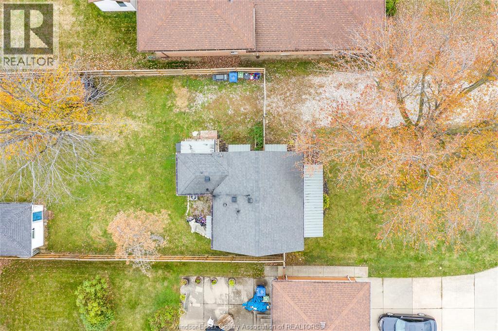 2906 Lloyd George Boulevard Property Photo 39