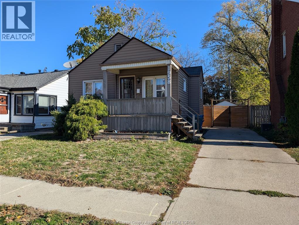 1958 Tourngeau Road Property Photo 2