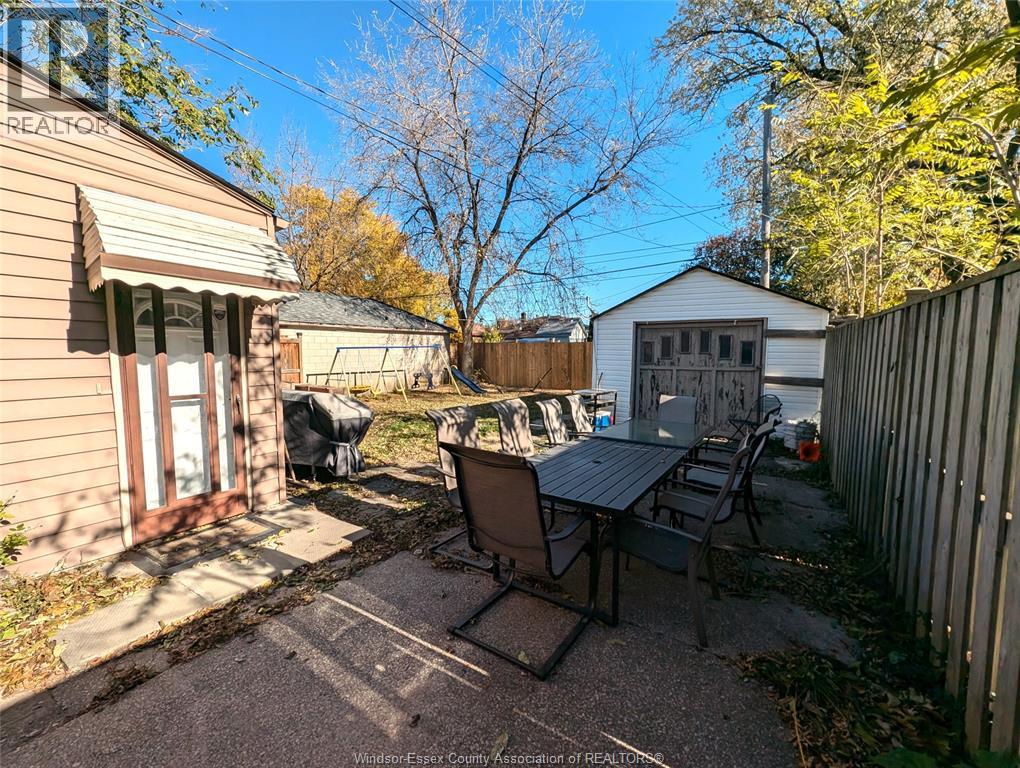 1958 Tourngeau Road Property Photo 4