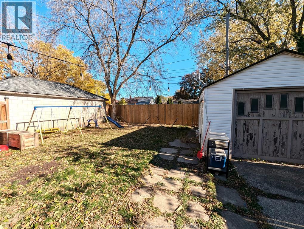 1958 Tourngeau Road Property Photo 5