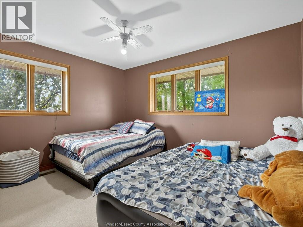 2495 Division Road North Property Photo 25