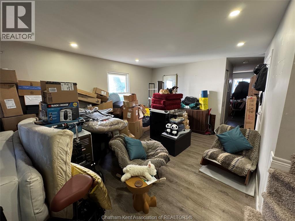 17 Mcnaughton Avenue Property Photo 16