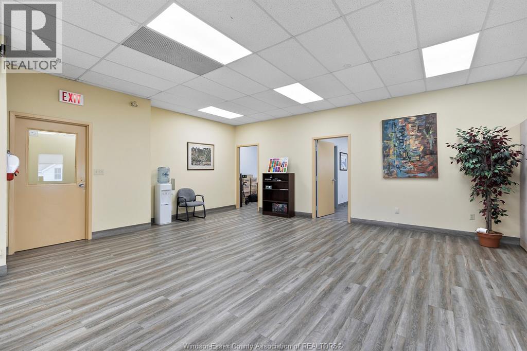 350 Tuscarora / 634 Mcdougall Property Photo 25
