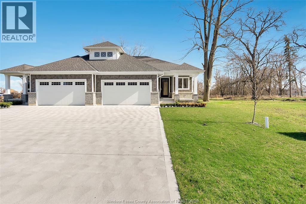 76 Boblo Island Boulevard Property Photo 2