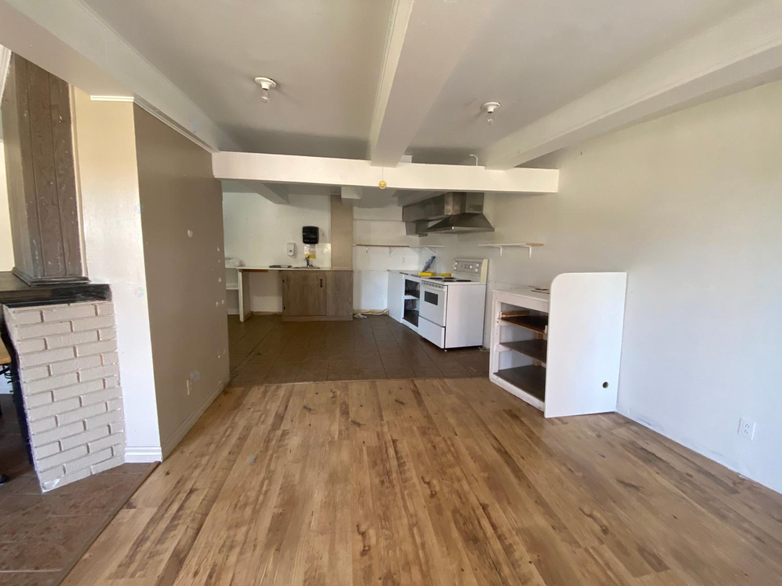 208-212 Rue St-étienne Property Photo 8