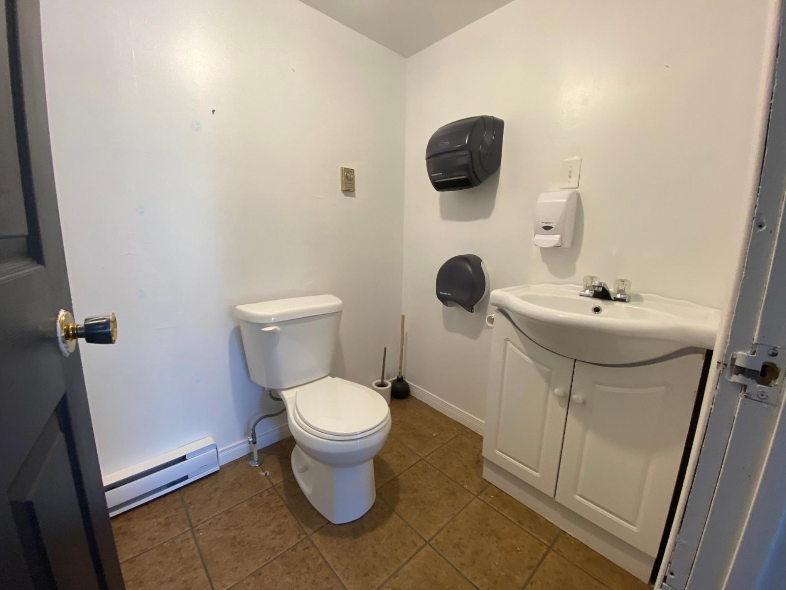 208-212 Rue St-étienne Property Photo 9
