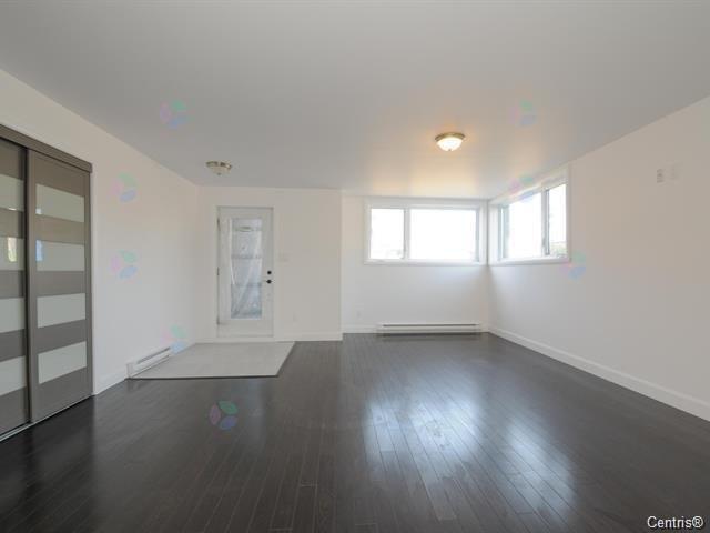 1600 Rue Balmoral Property Photo 3