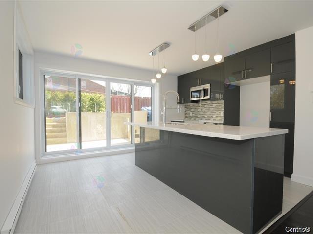 1600 Rue Balmoral Property Photo 6