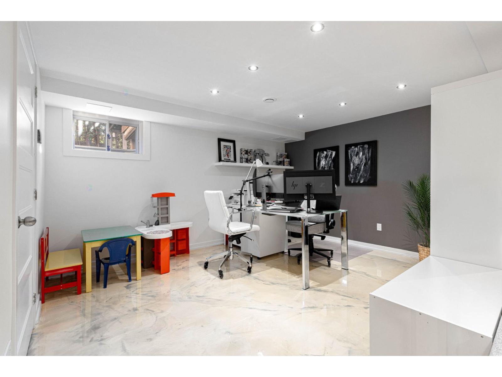 58 Av. De Bercy Property Photo 50