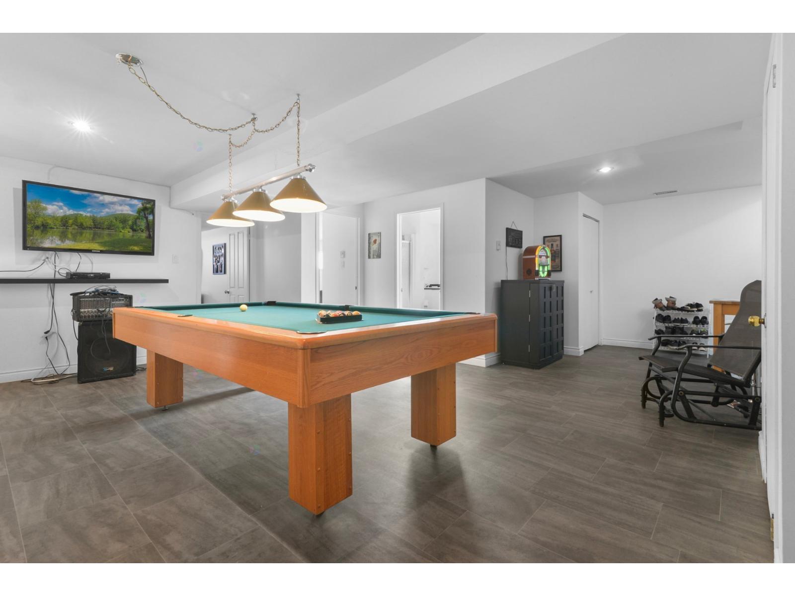 25 Rue Perron Property Photo 12