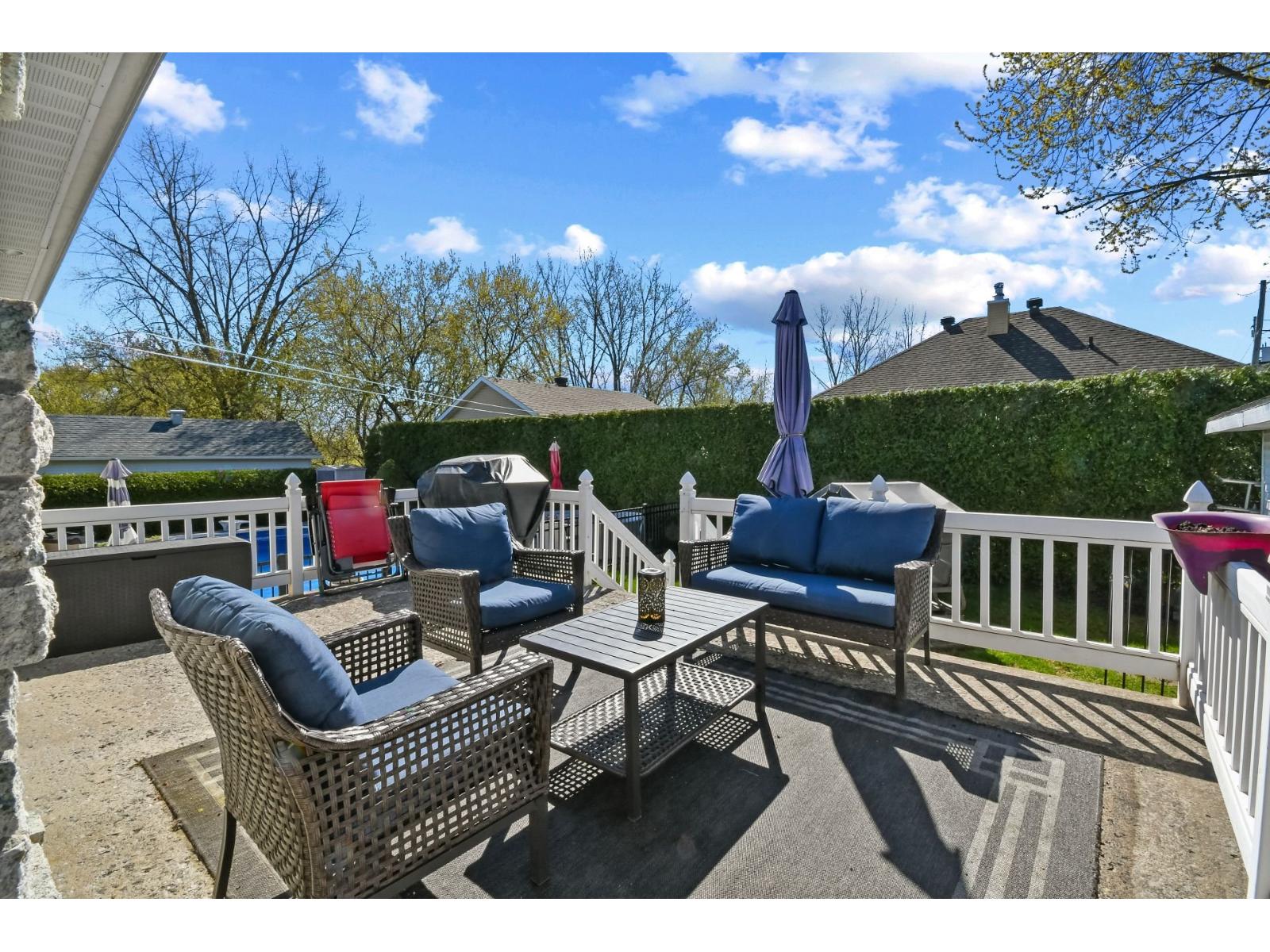 25 Rue Perron Property Photo 16