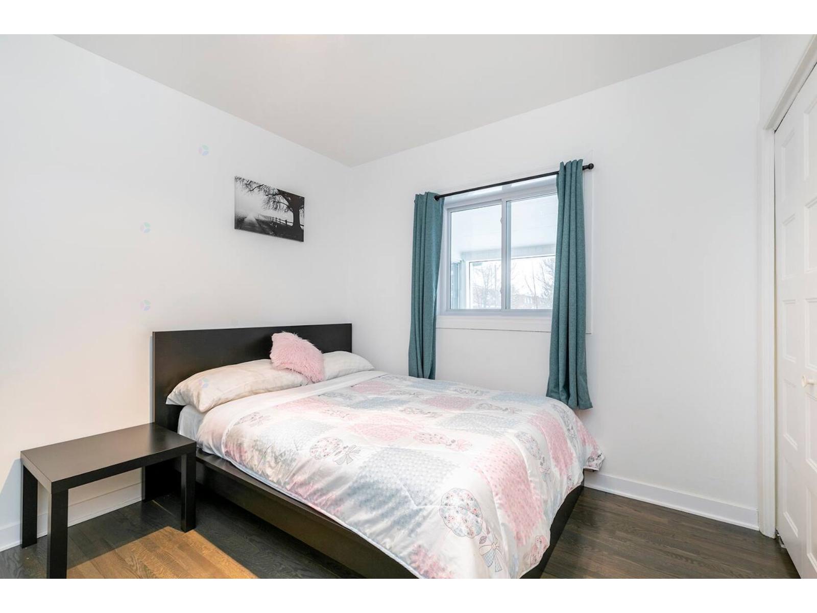 1020 Rue Pasteur Property Photo 7