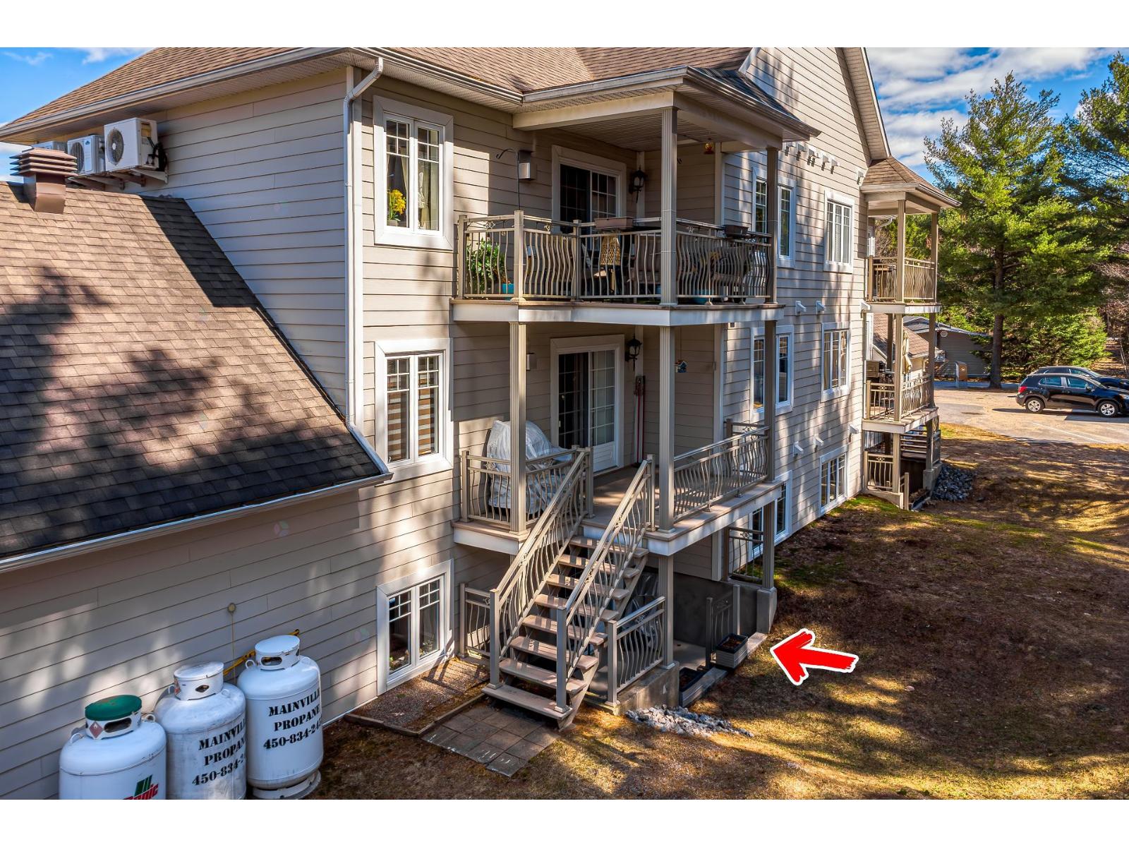 3043 Rue De La Visitation Property Photo 34