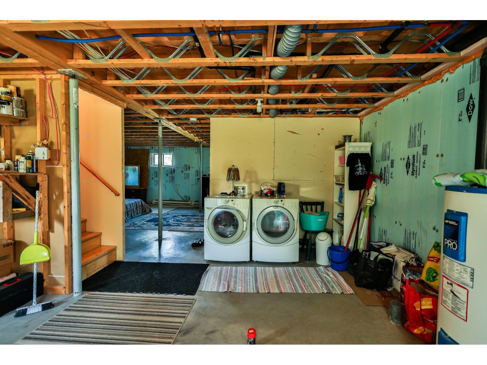 100 4e Rue E. Property Photo 60