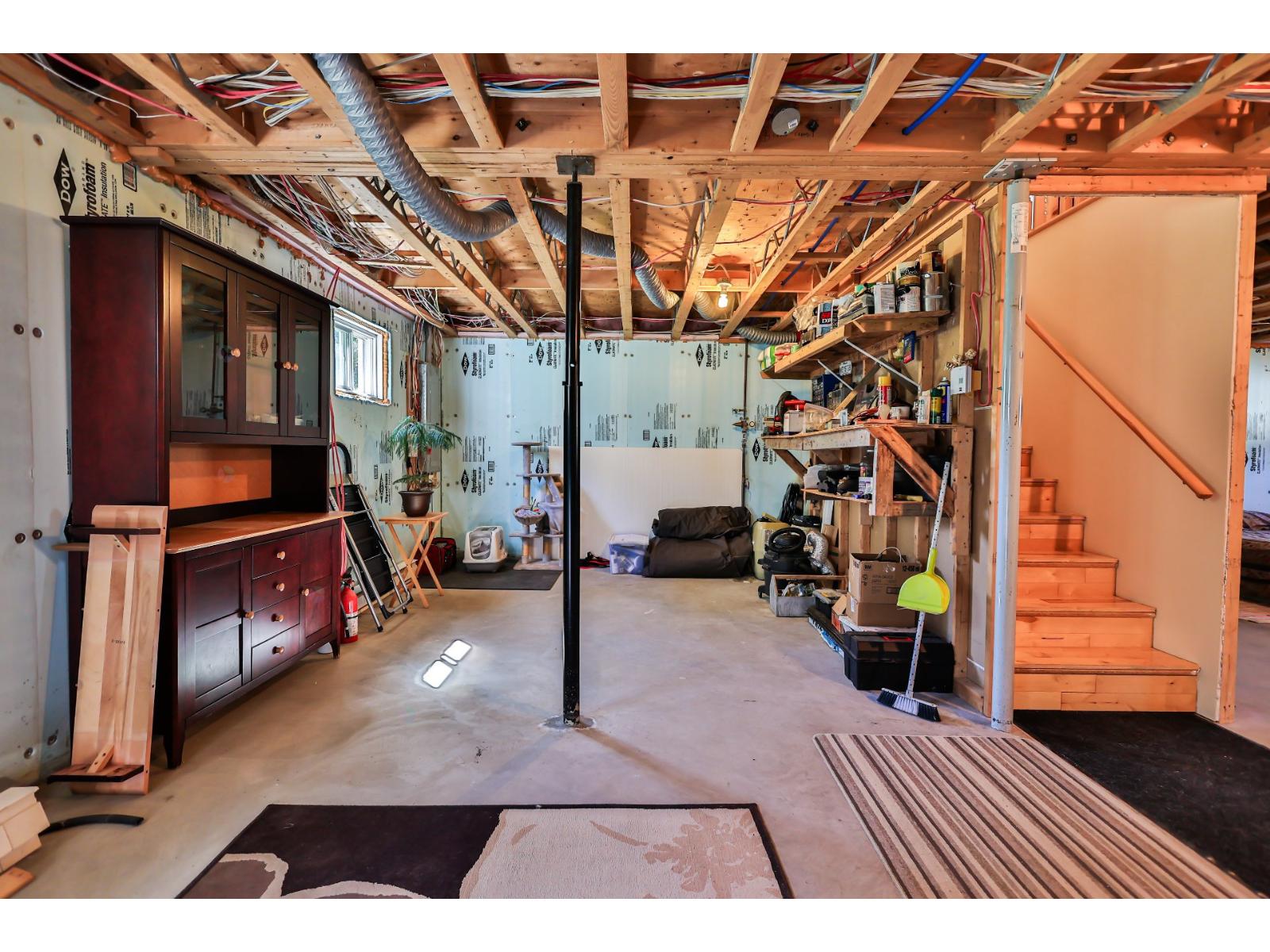 100 4e Rue E. Property Photo 64