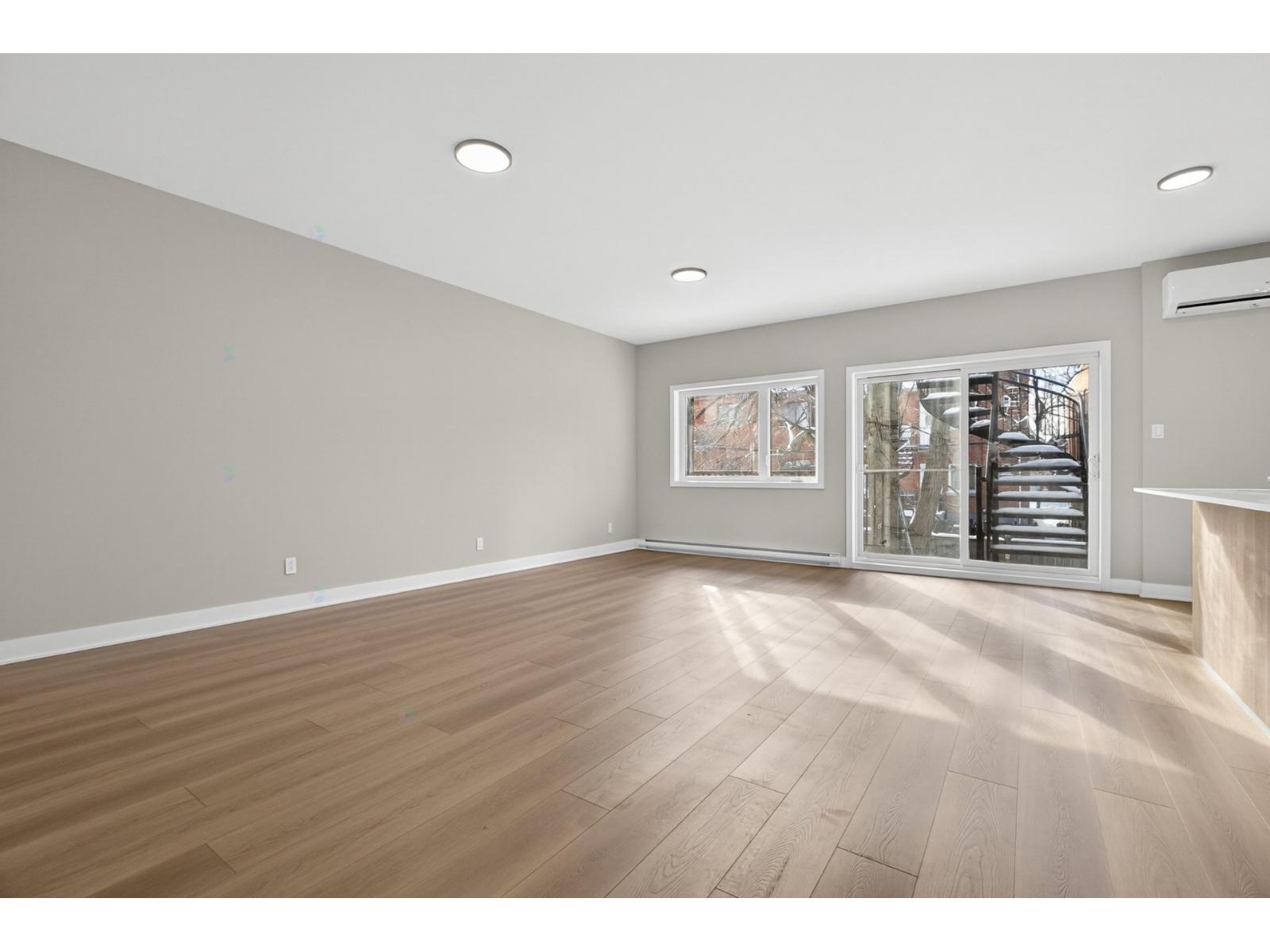 10472 Av. Audoin Property Photo 5
