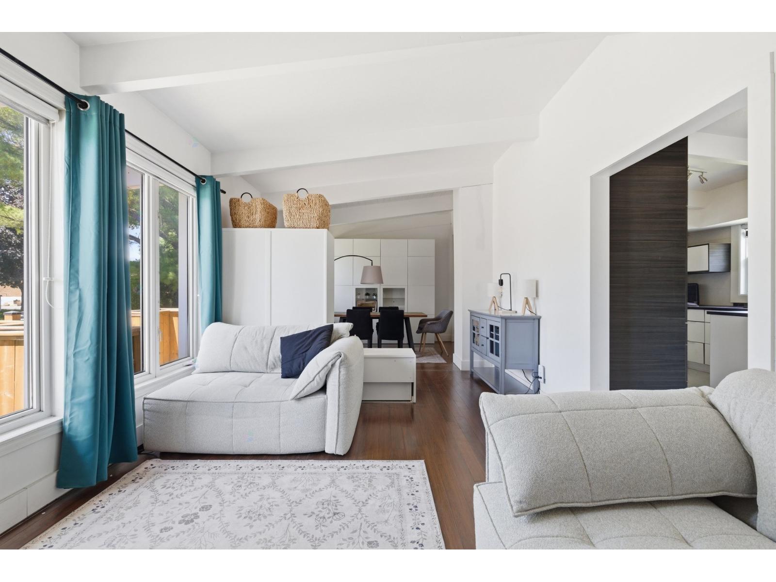 1127 Rue Arthur-sanscartier Property Photo 8