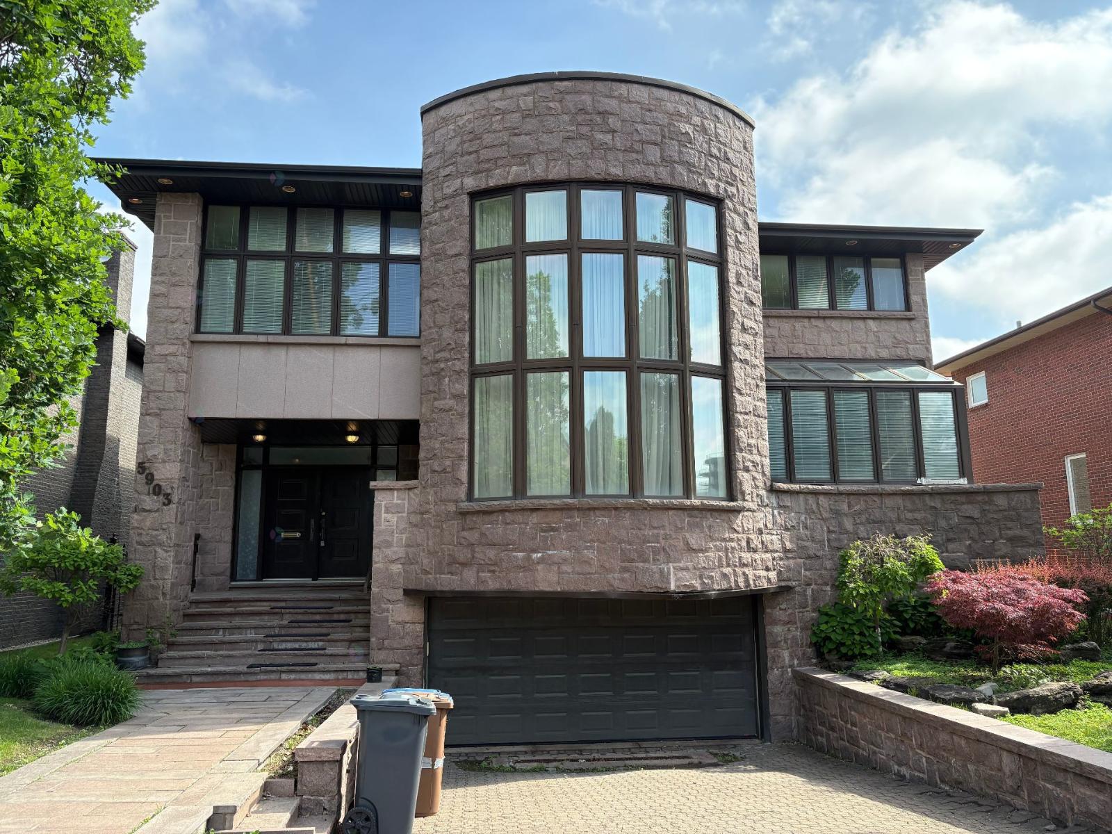 5903 Av. Brandeis