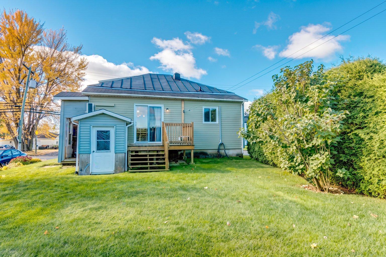 137 Rue Georges Property Photo 30