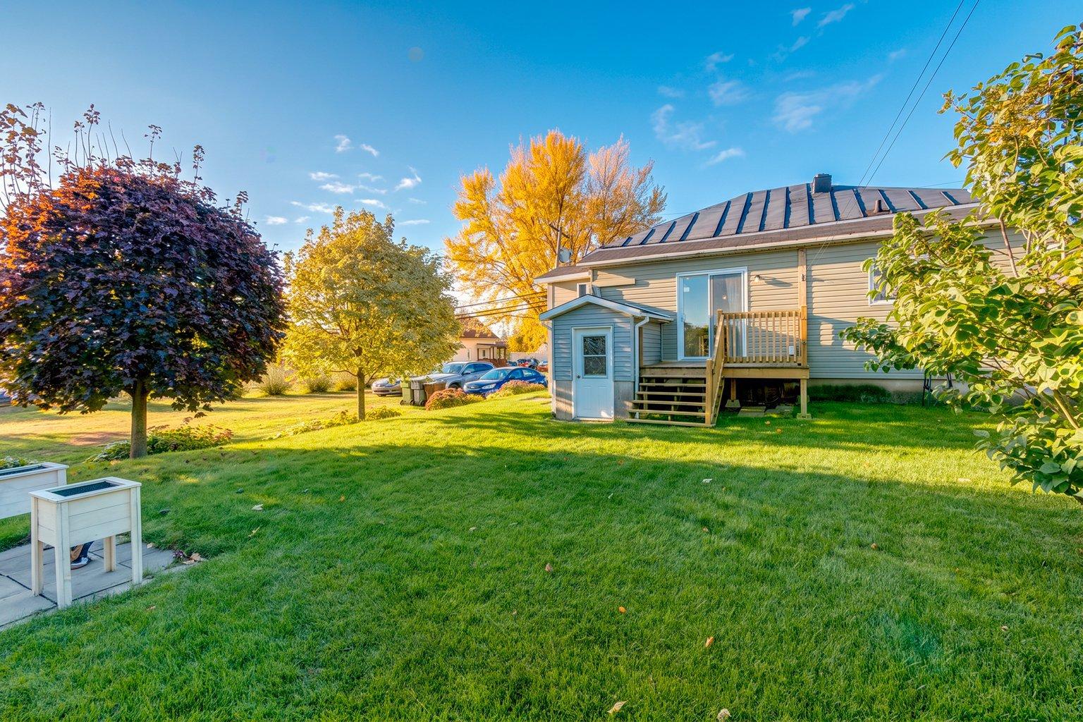 137 Rue Georges Property Photo 32