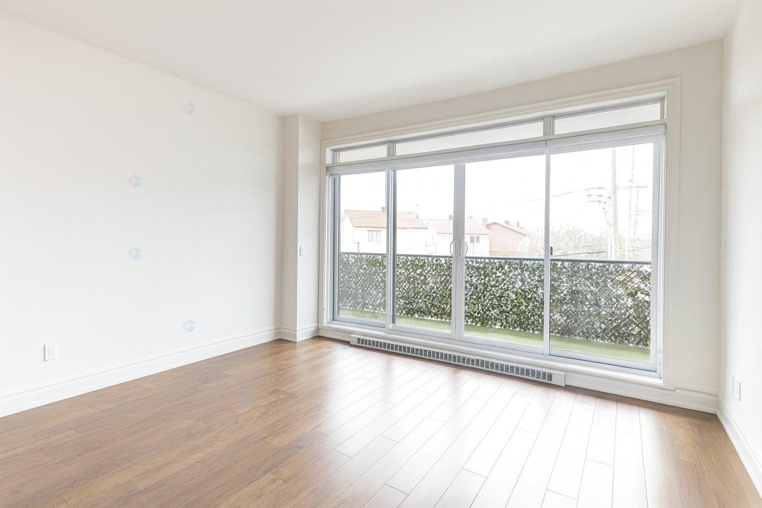 4060 Boul. Des Sources, #209 Property Photo 8