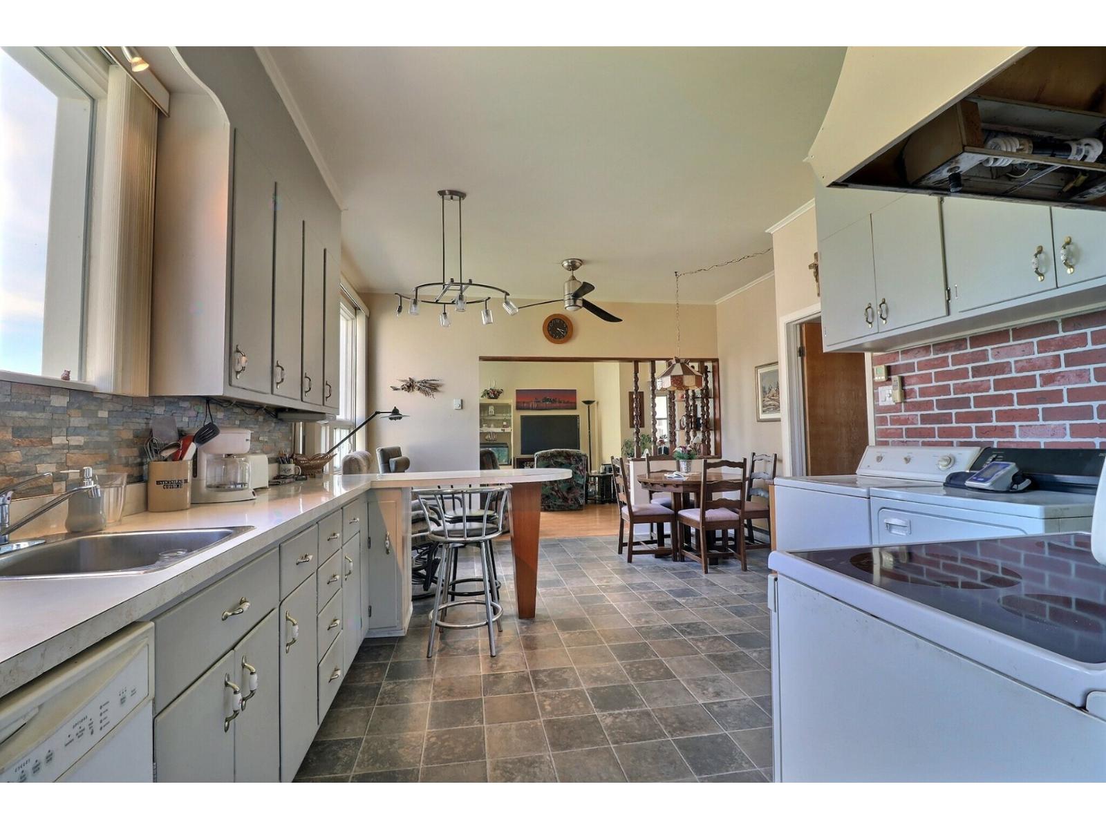 149 Av. De Port-royal Property Photo 10