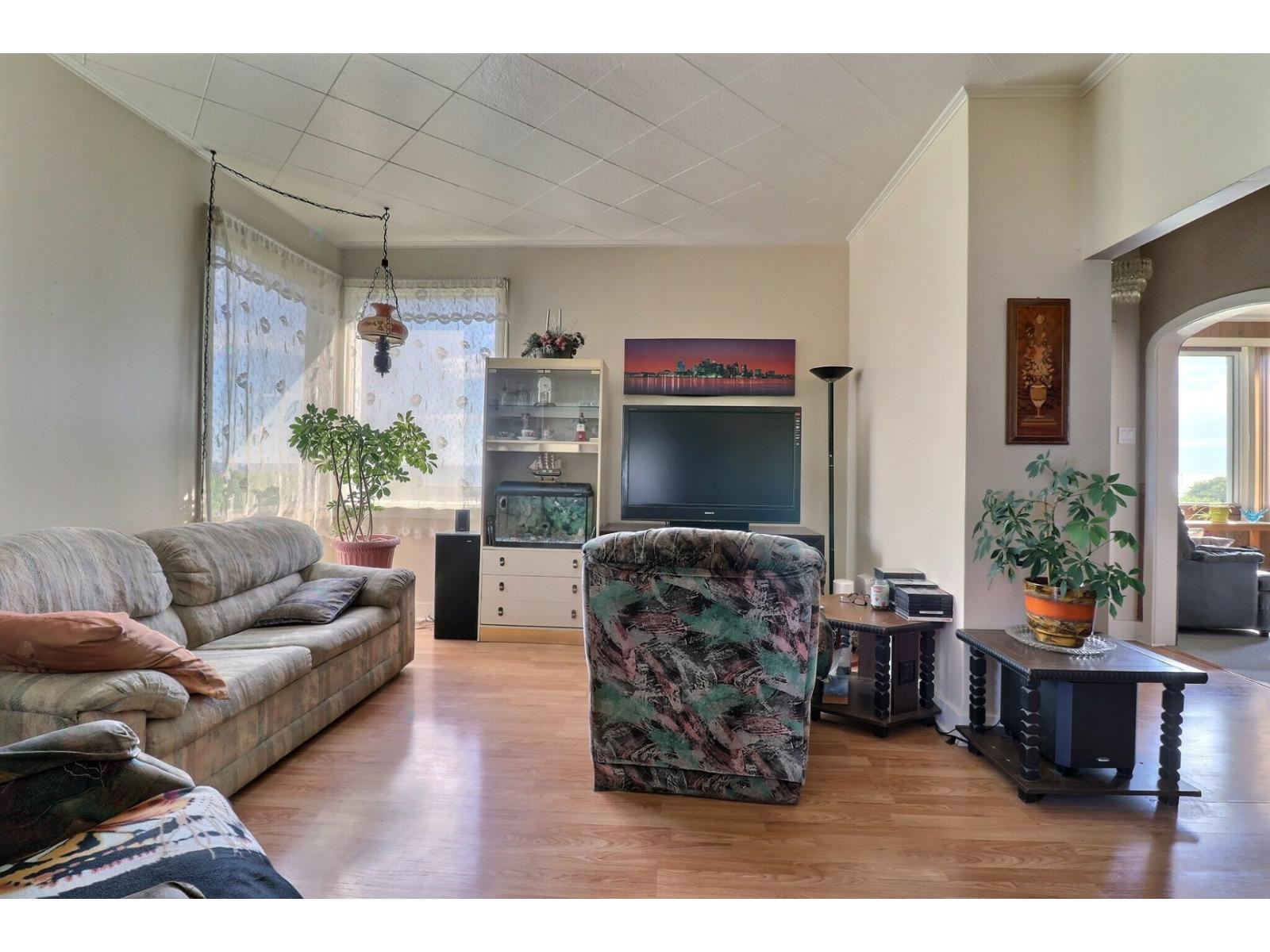 149 Av. De Port-royal Property Photo 11