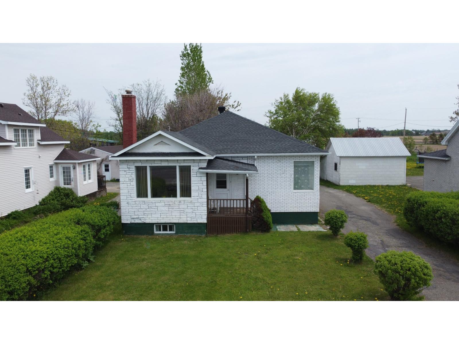 149 Av. De Port-royal Property Photo 20