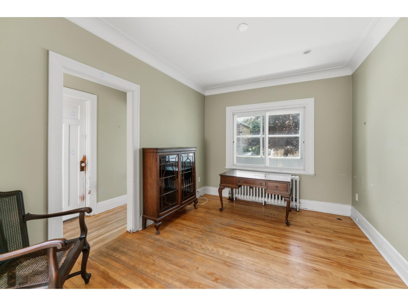635 Av. Wolseley Property Photo 7