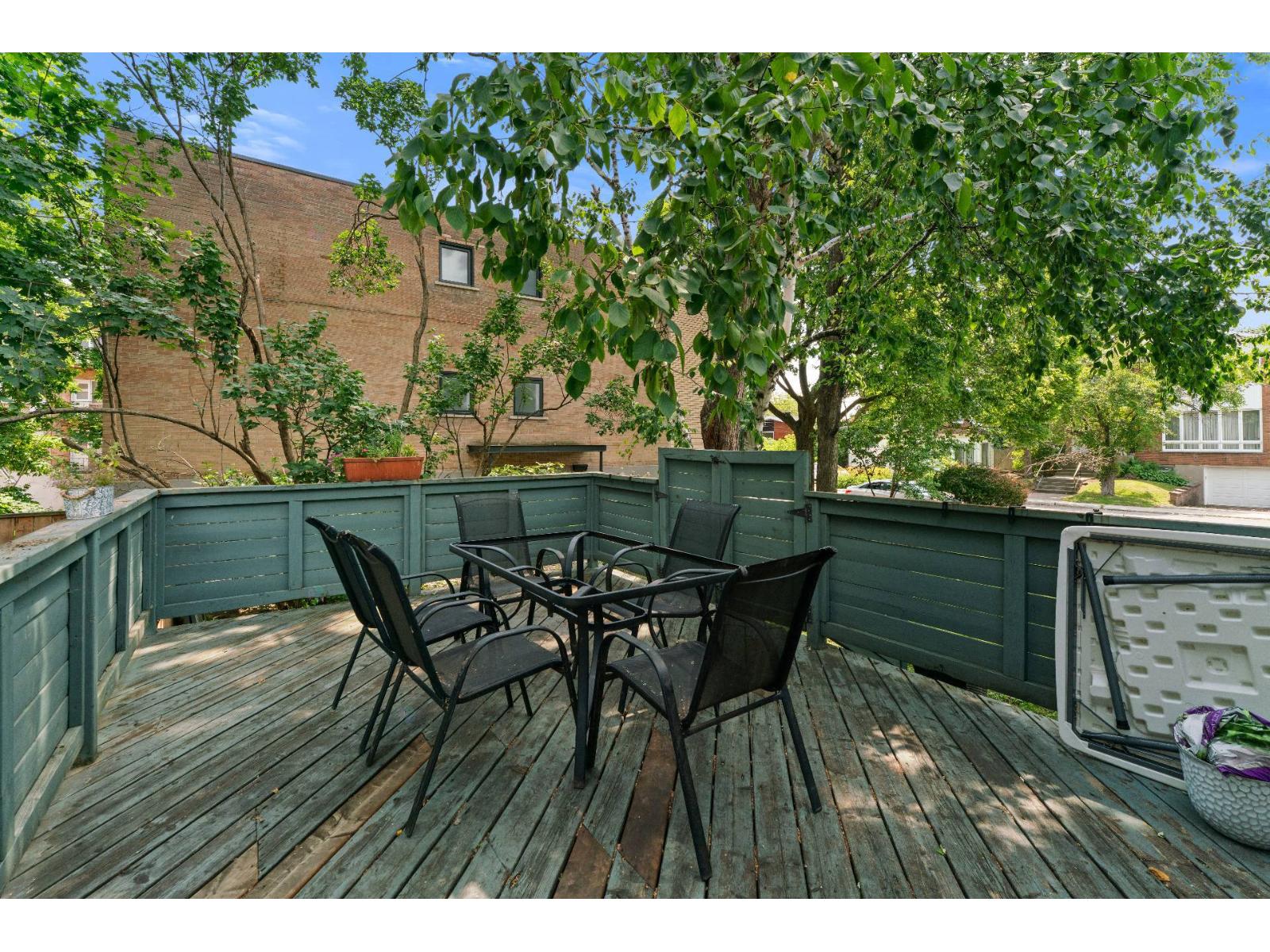 635 Av. Wolseley Property Photo 23