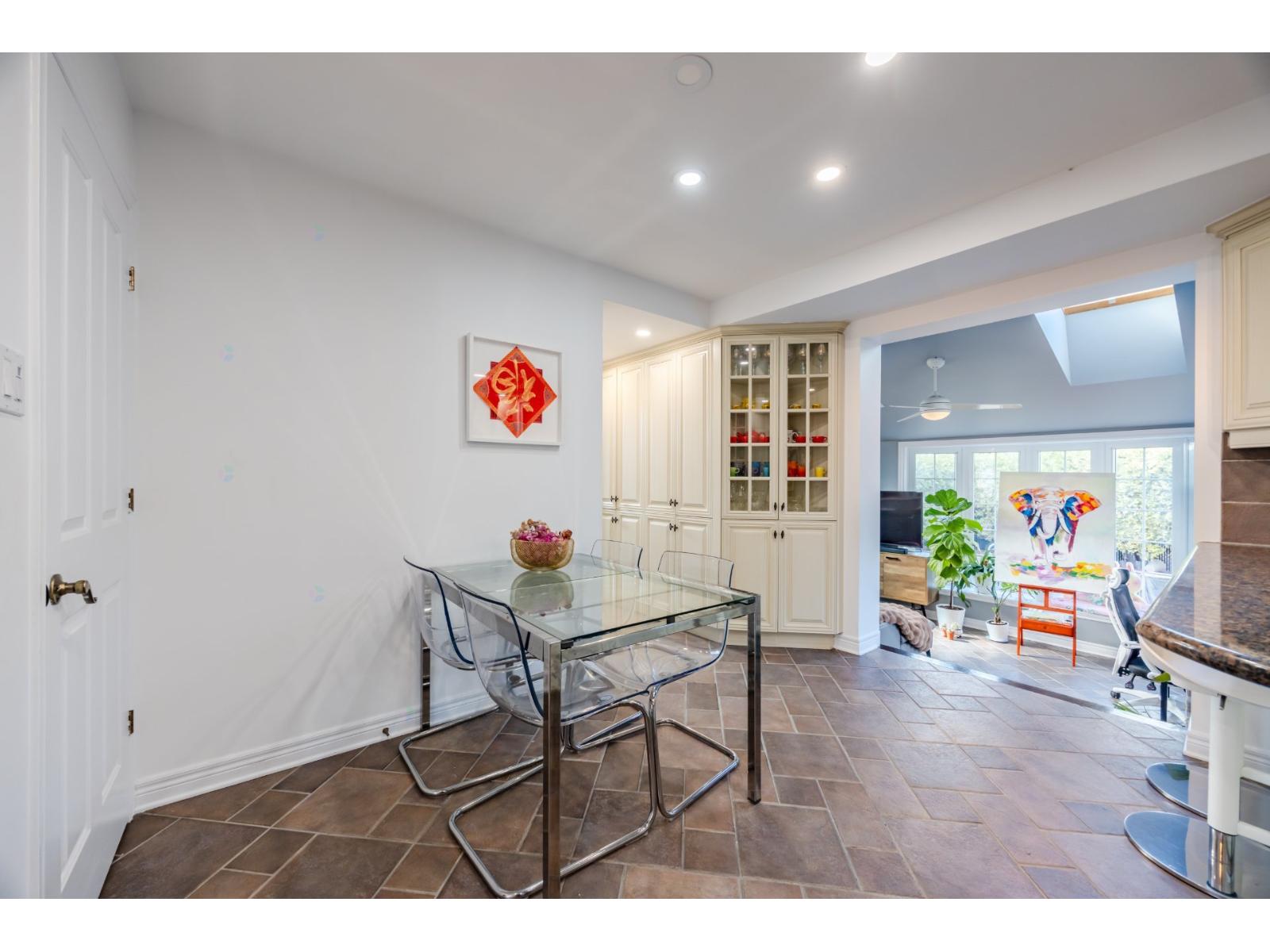 22 Rue Viger Property Photo 11