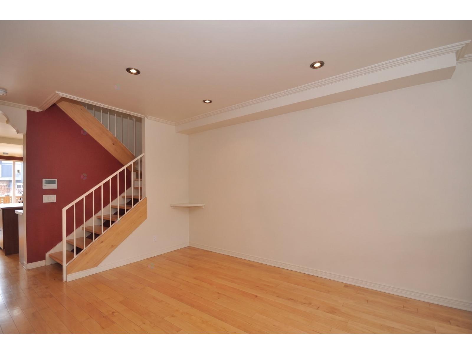 3383 Rue Anatole-carignan Property Photo 9