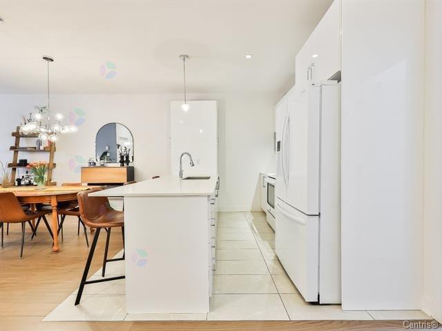 387 Av. Skaniatarati, #101 Property Photo 3