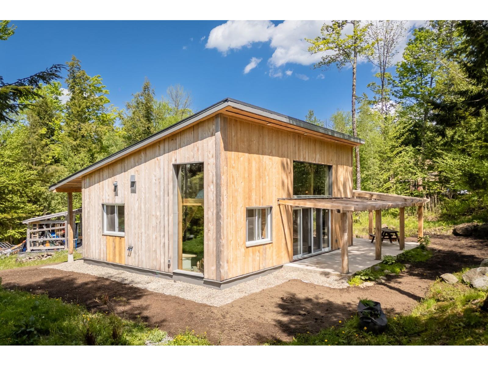 356 Ch. Des Sources Property Photo 3