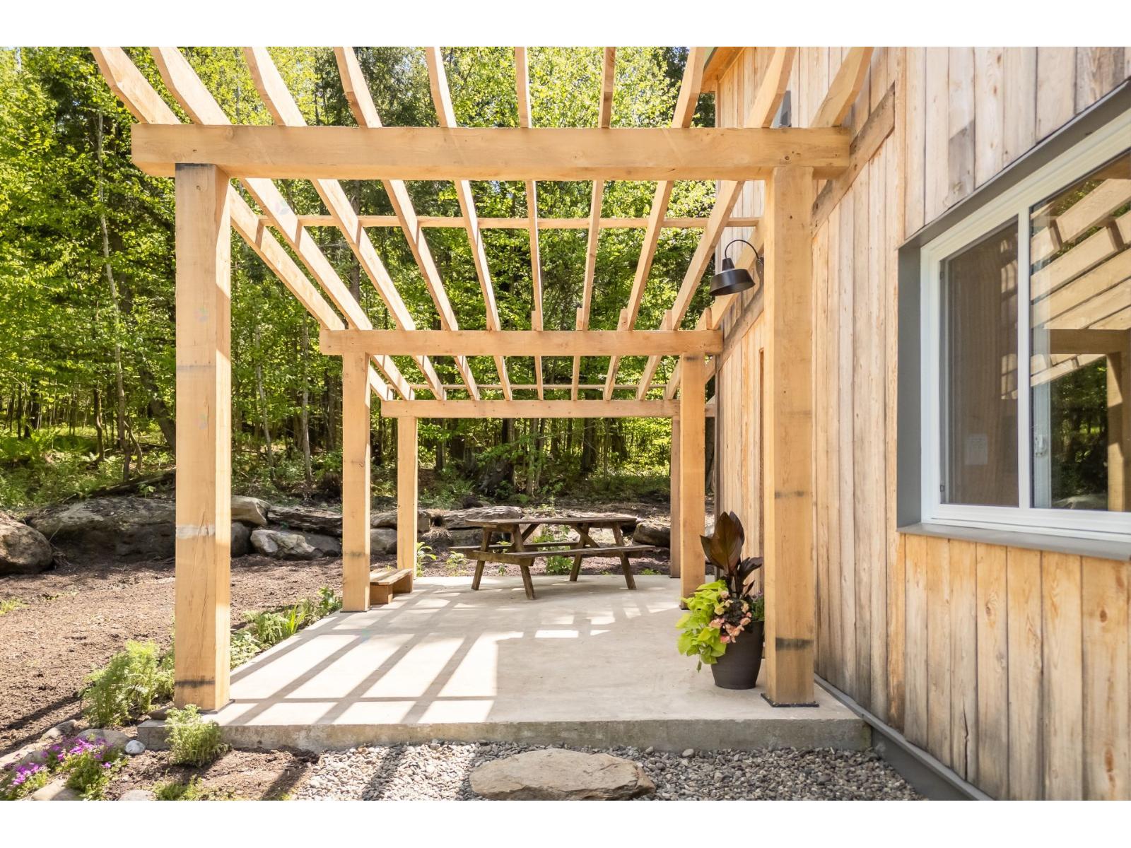 356 Ch. Des Sources Property Photo 6