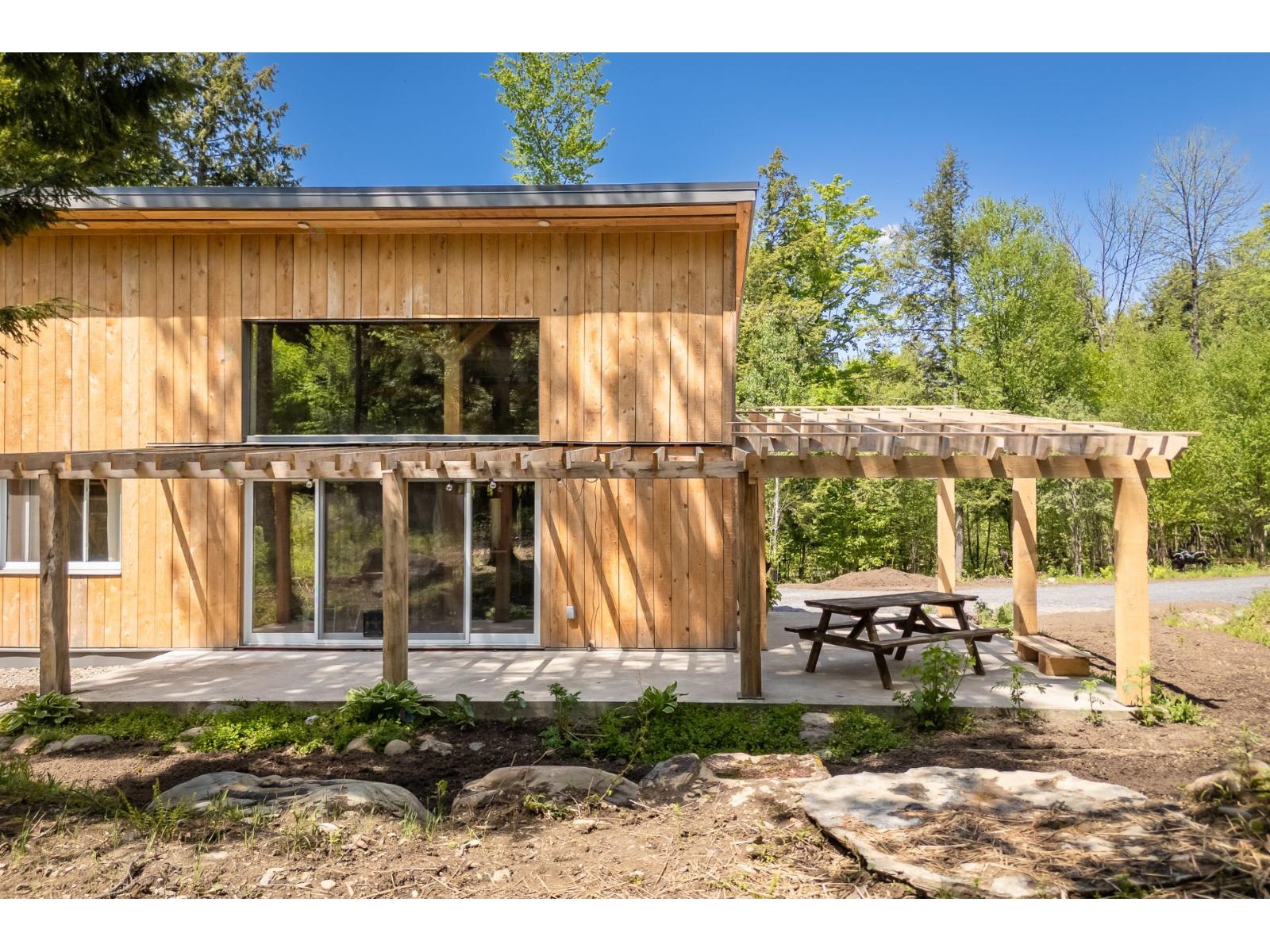 356 Ch. Des Sources Property Photo 25