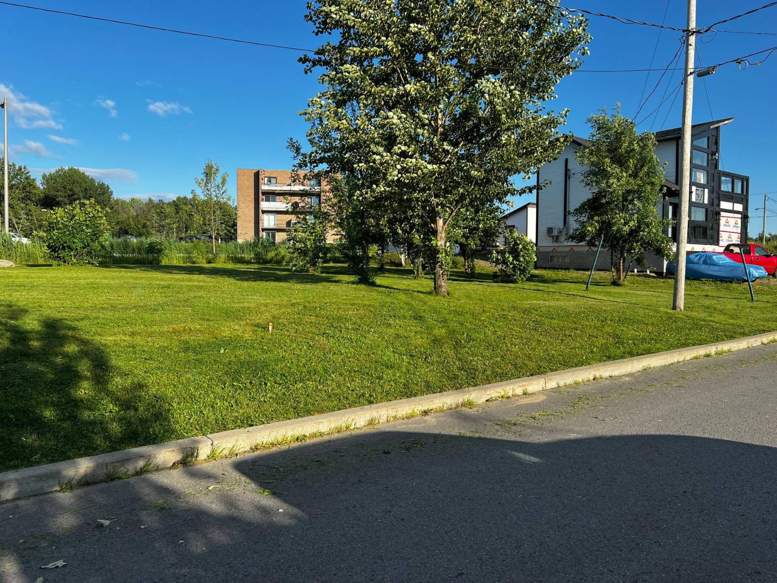 59 Av. Clément-vincent Property Photo 4