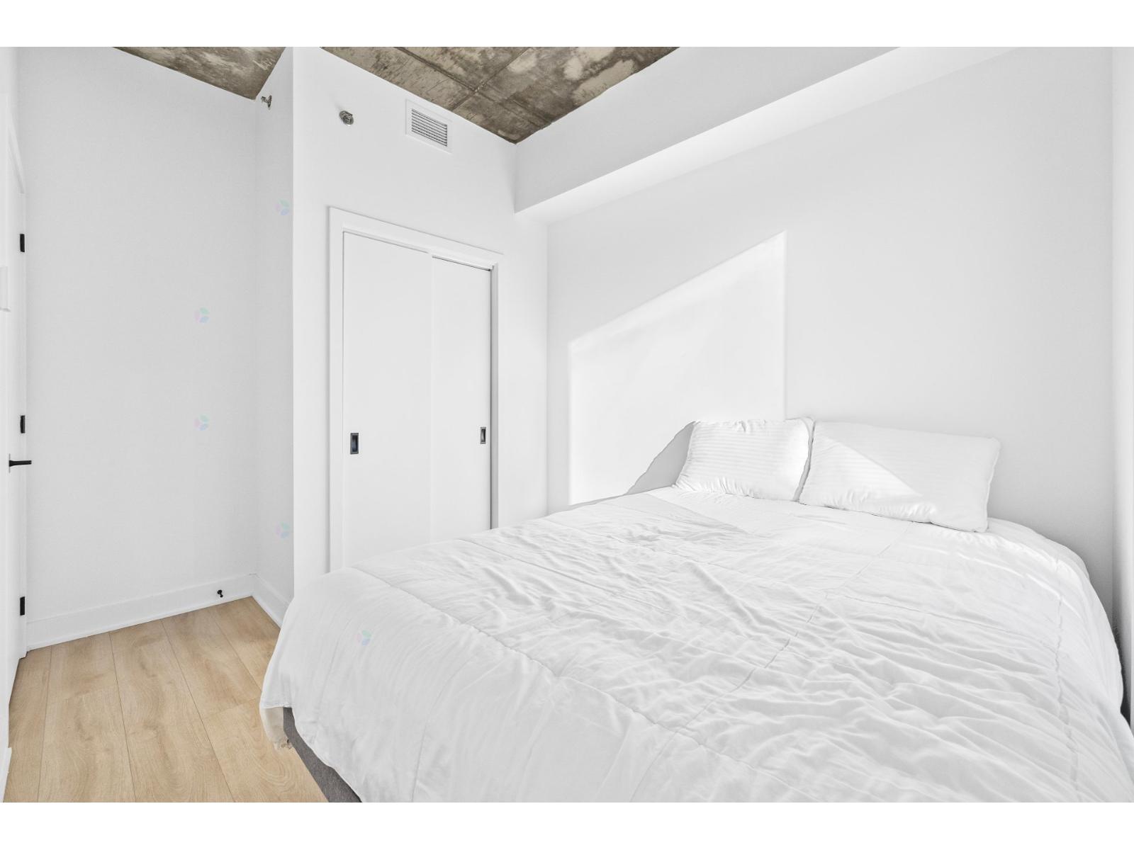 1150 Av. Thérèse-lavoie-roux, #630 Property Photo 12
