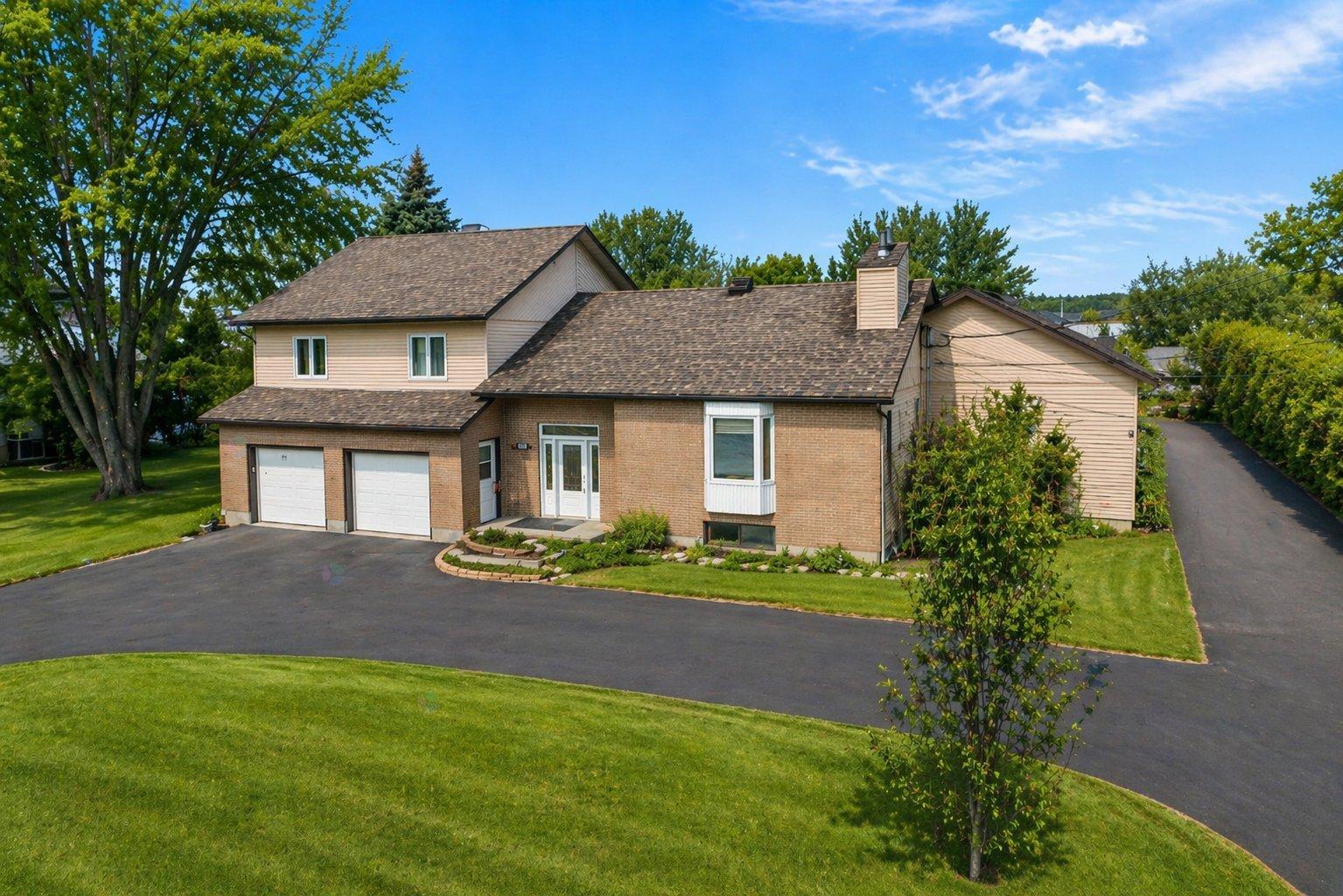 6671 Ch. Forest Property Photo 1
