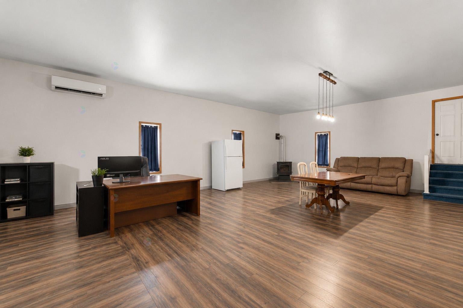 6671 Ch. Forest Property Photo 11