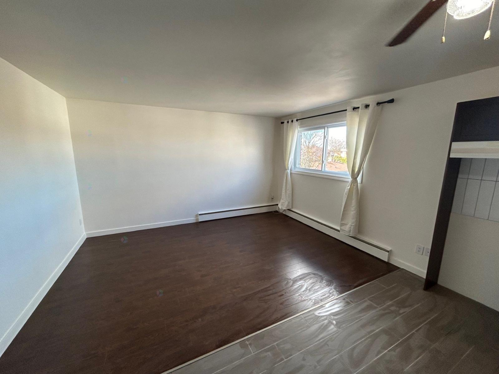 718 Rue Principale, #5 Property Photo 2