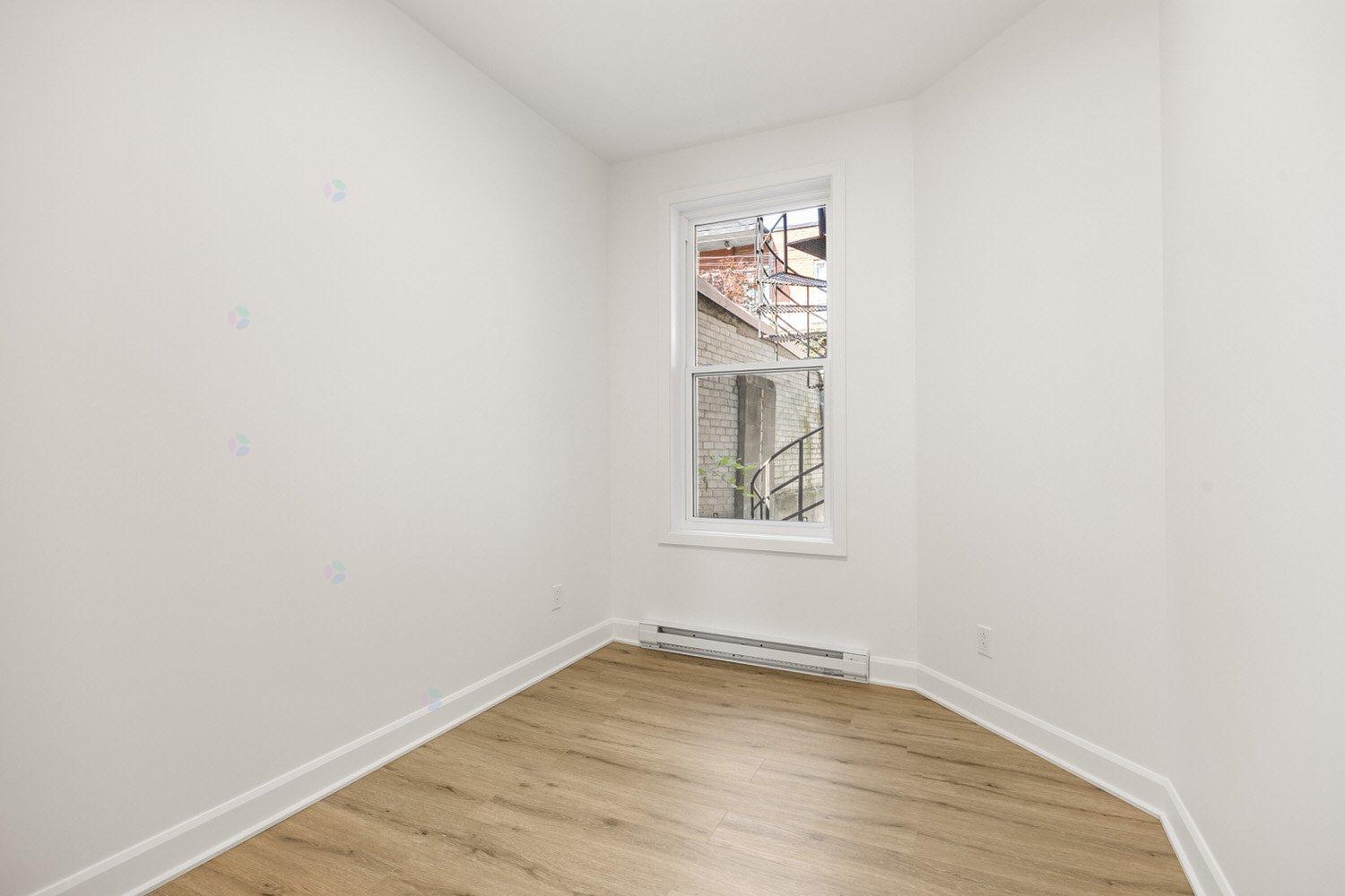 5835-5837 Av. Papineau Property Photo 7