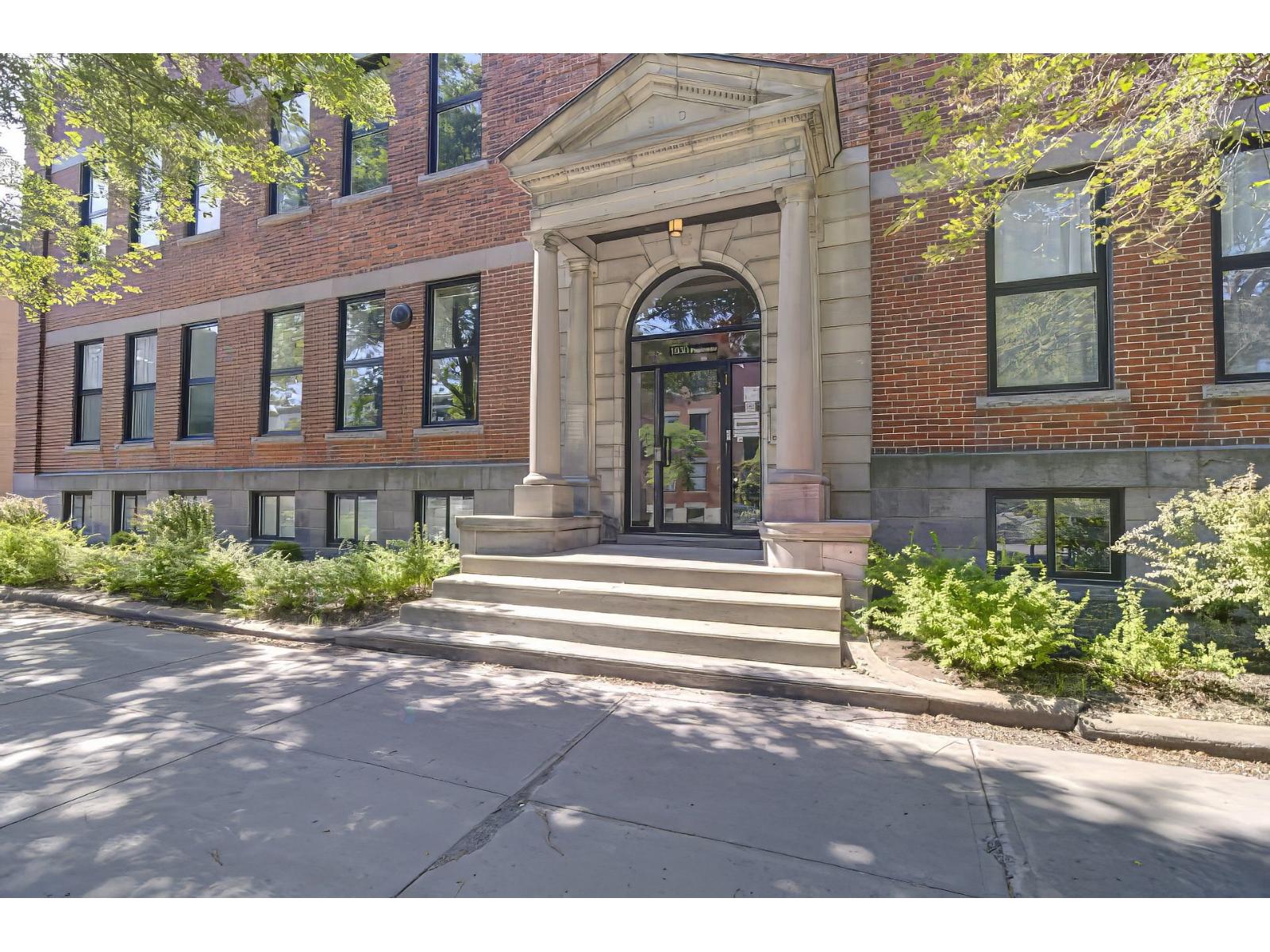 1930 Av. Papineau, #107 Property Photo 1