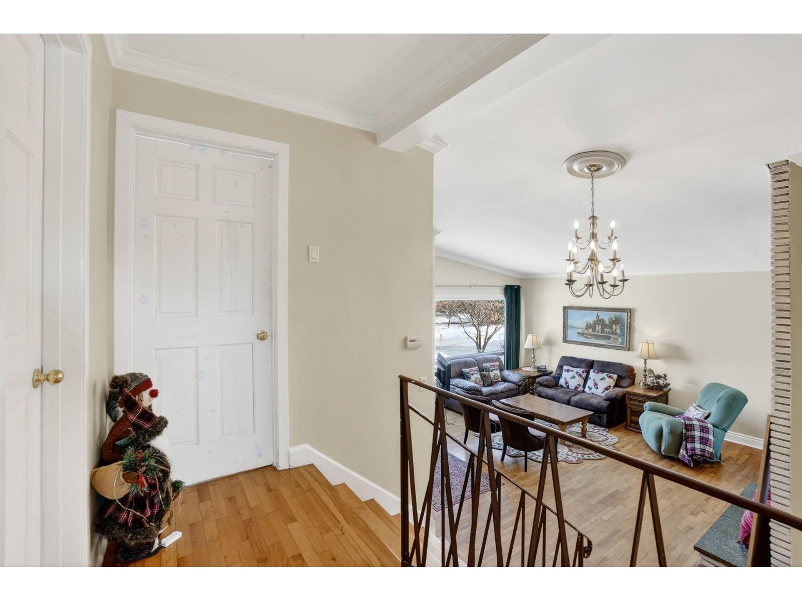 4 Ch. Du Mistral Property Photo 10