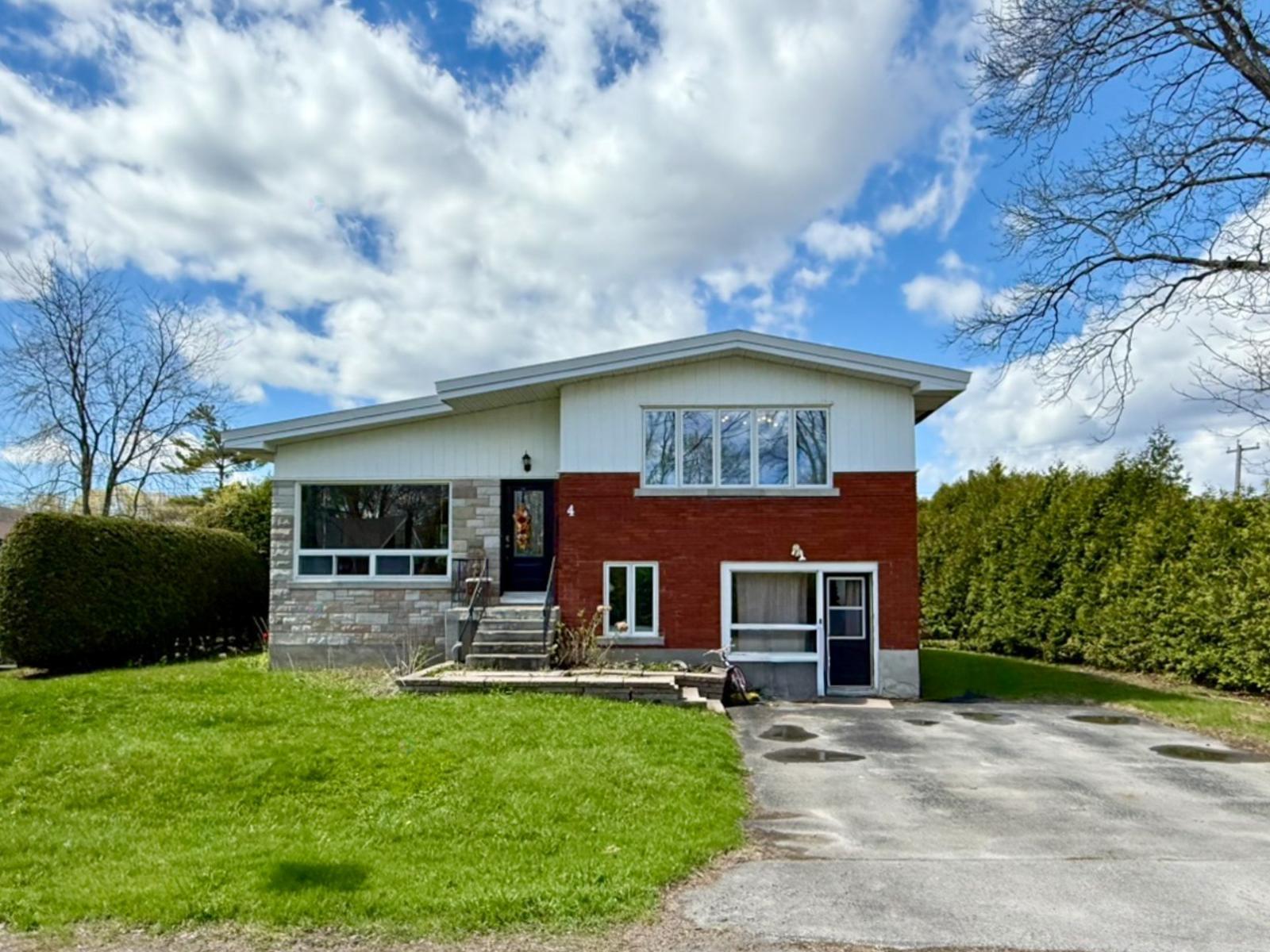 4 Ch. Du Mistral Property Photo 29