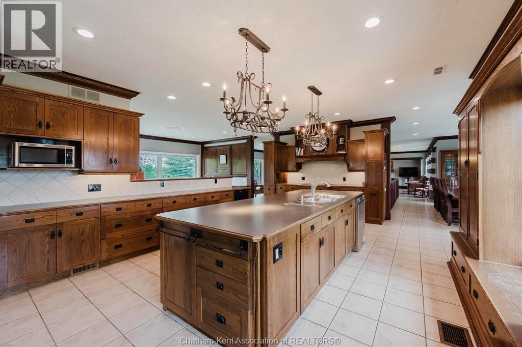 22678 Johnston Line Property Photo 8