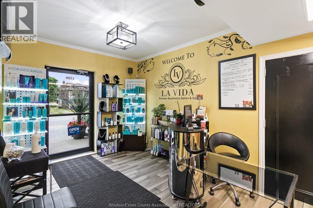 1580 Ouellette Property Photo 6