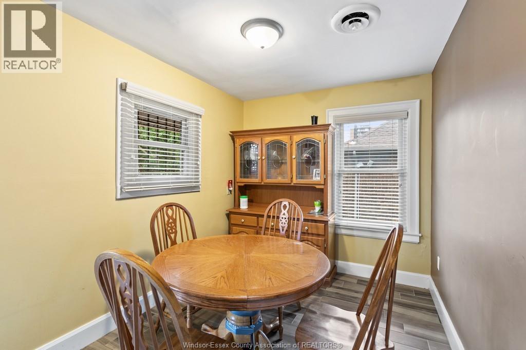 1580 Ouellette Property Photo 30